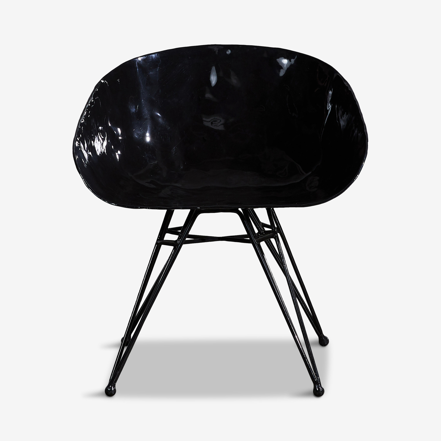289_Pugo-Round-Metal-Chair-Black_Flat-Front 2020